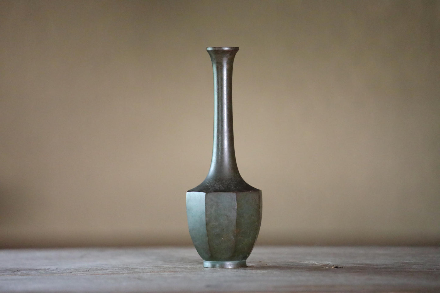 Japanese vintage bronze vase dark greenish bronze with signed for Tea ceremony, name 鶴首TSURUKUBI shape of the neck of a crane H9.6in/H24.5cm