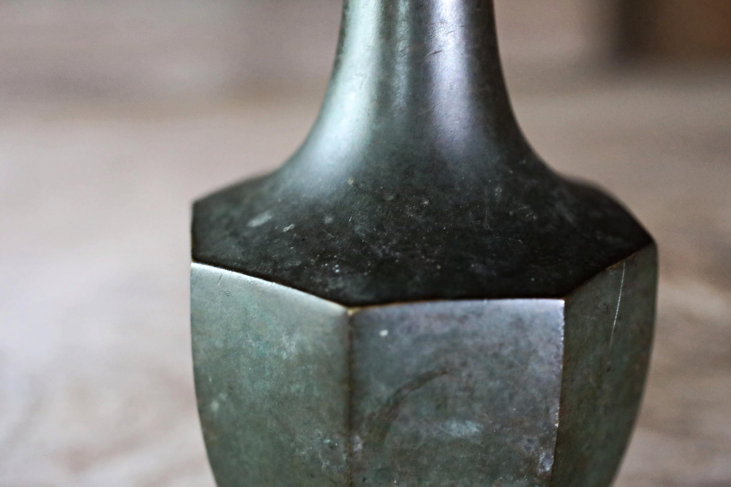Japanese vintage bronze vase dark greenish bronze with signed for Tea ceremony, name 鶴首TSURUKUBI shape of the neck of a crane H9.6in/H24.5cm