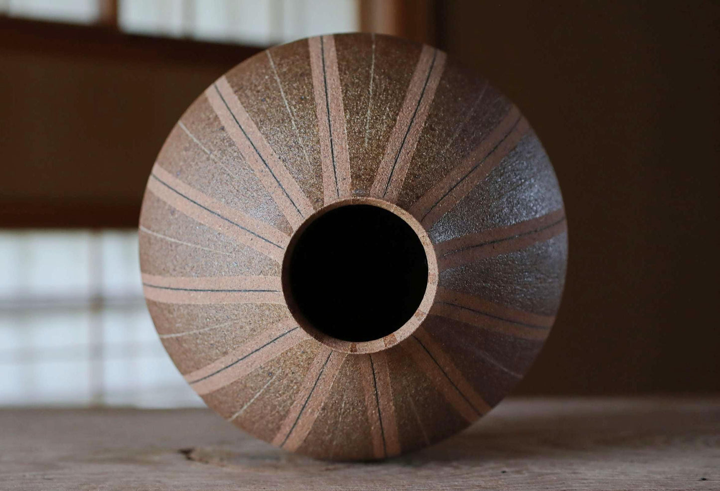 Japanese vintage large ceramic flower vase inlay natural ash glaze hand craft, Brown stripes, kanji wooden box, ikebana H10.2×9.8in/H26×25cm