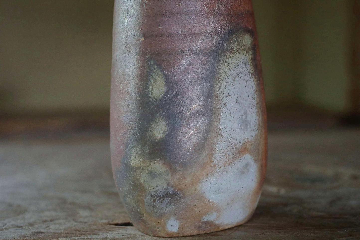 Japanese vintage vase "BIZEN ware" pottery flower vase, square tube shape with Kanji signed and wooden box For GIFT H7.4×3.3in/18.8x8.5cm