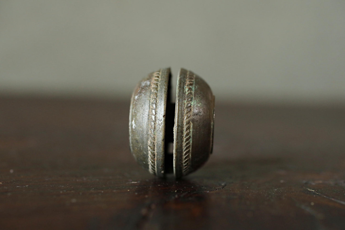 Japanese antique bronze Old good sound small bell for horses ornament Suzu 1800s Metal craft Paper weight 1.1×1.4in/2.8×3.5cm