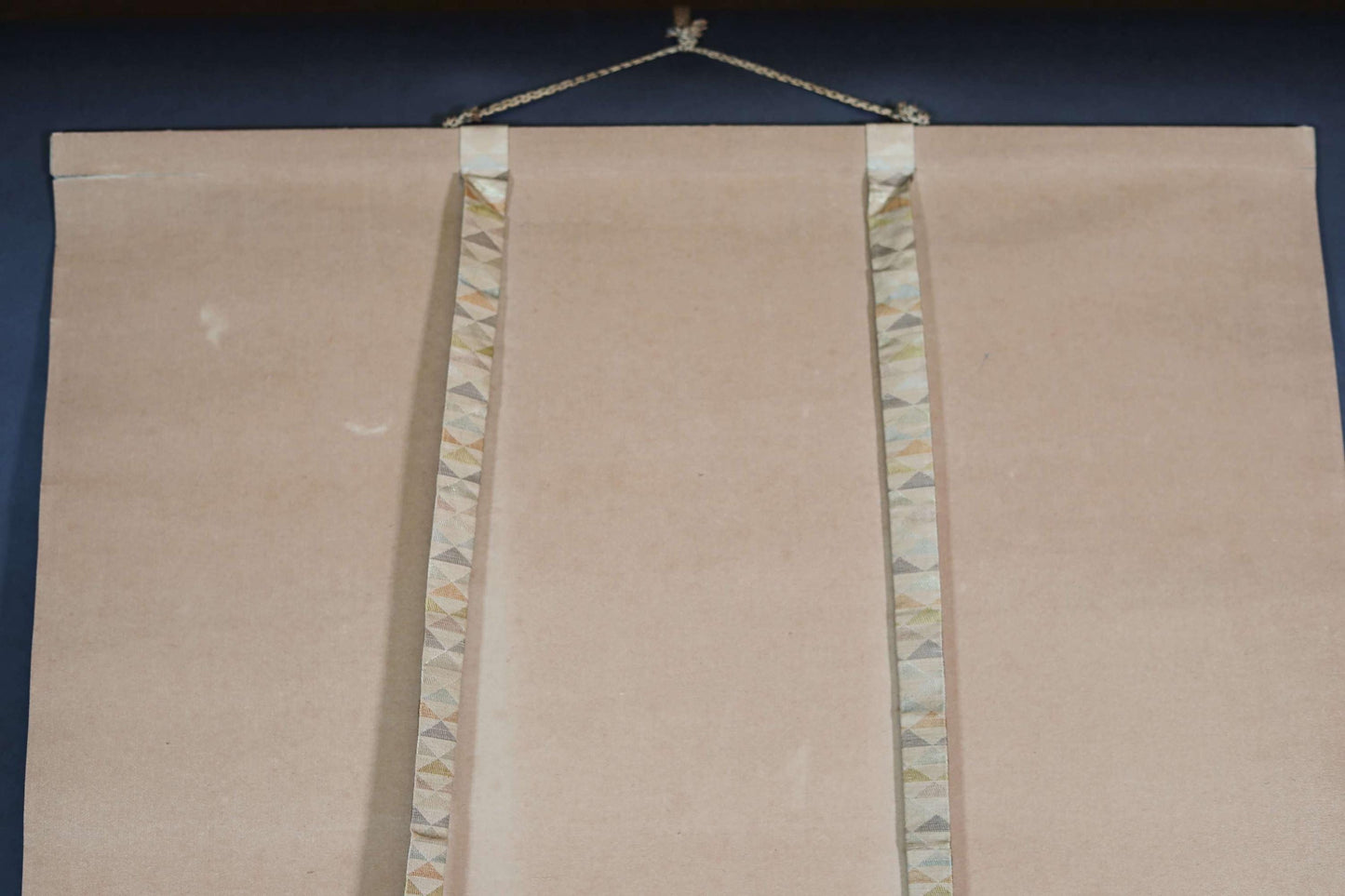 Japanese antique painting hanging scroll of water color Kimono woman with old silk, KAKEJIKU with wooden box 1800s H80.7 x W21.7in