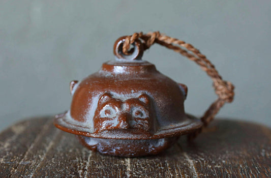 Japanese vintage metal bell Teapot fused with a racoon dog doll ornament Paper weight, Japanese ornament small bell H2.4×3.2in/H6×8.2cm