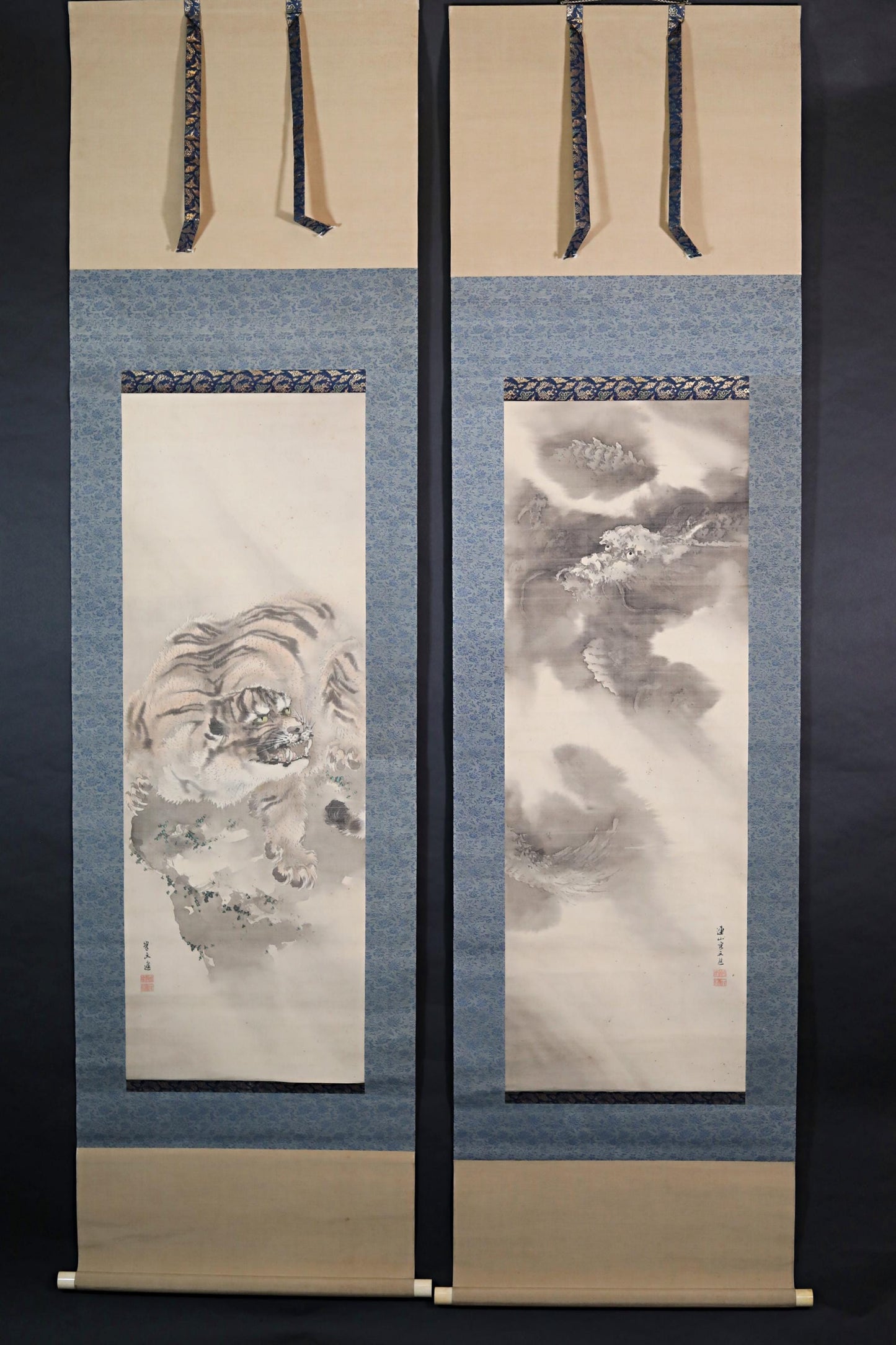 FINE! RARE! Japanese antique rising Dragon ink brush painting hanging scroll dragon and tiger by 岸連山 KAKEJIKU in Box 1830s Edo H74.8in/190cm