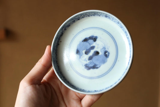 Pair of plates Japanese antiques EDO 1880s porcelain hand paint dish Indigo Blue White landscape pattern KOIMARI W4.1in/H10.4cm