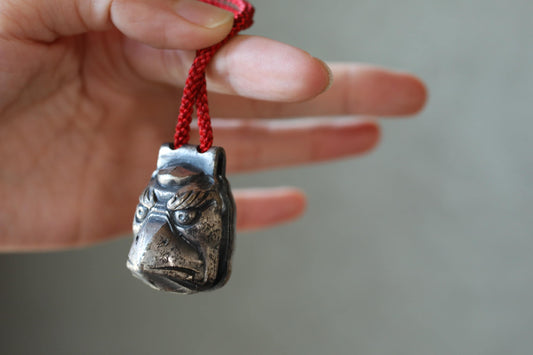Japanese vintage small bronze bell crow TENGU amulet Japanese with Kanji mark Paper weight metal ornament doll 1950s H1.5in/H3.8cm
