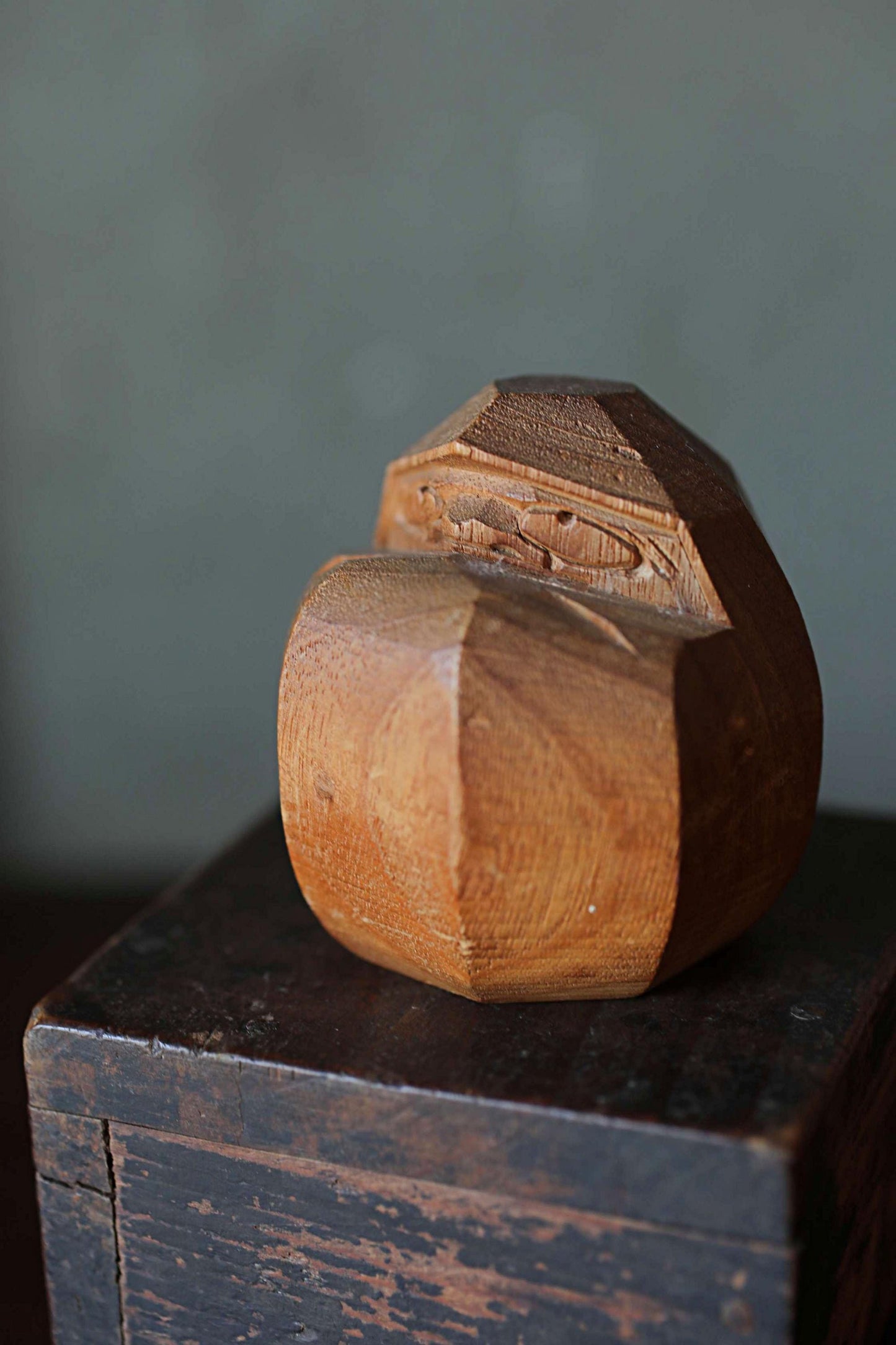 Japanese doll Figurine of traditional Japanese character DARUMA hand carved made of wood vintage Ornament wooden doll H2.4×2.4in/H6×6cm