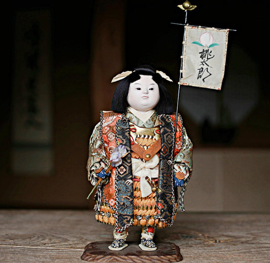 FINE! Japanese vintage 1960s Kabuki doll named "桃太郎 Monster Hunter" made of wood and silk KIMONO for Gift H11.8×6.7in/H30×17cm