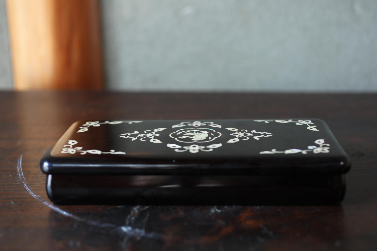 Japanese vintage portable Suzuri-bako Zen writing set Ink calligraphy with lacquer box bird flower design Brush ink etc 9.3×4.6in/23.5×12cm