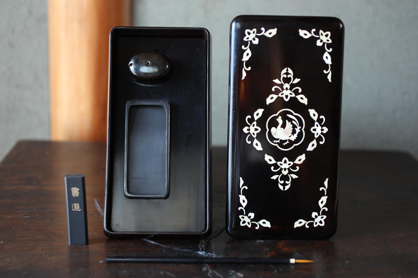 Japanese vintage portable Suzuri-bako Zen writing set Ink calligraphy with lacquer box bird flower design Brush ink etc 9.3×4.6in/23.5×12cm