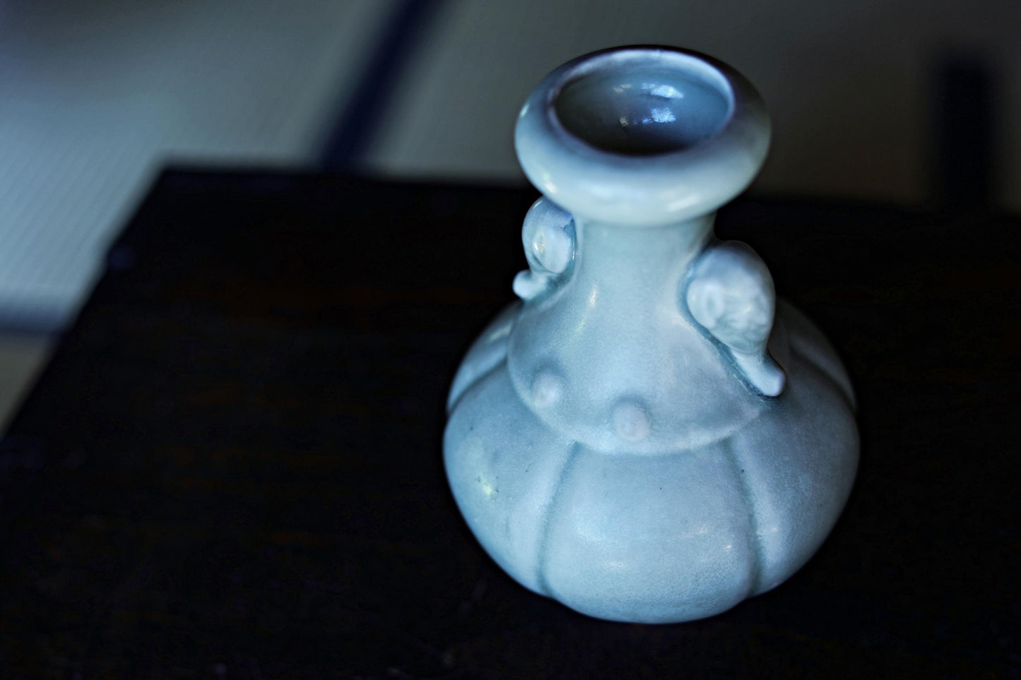 Japanese vintage Asia celadon porcelain ceramic flower vase with elephant's ears, hand made of pottery H6.5×3.9in/H16.5×10cm