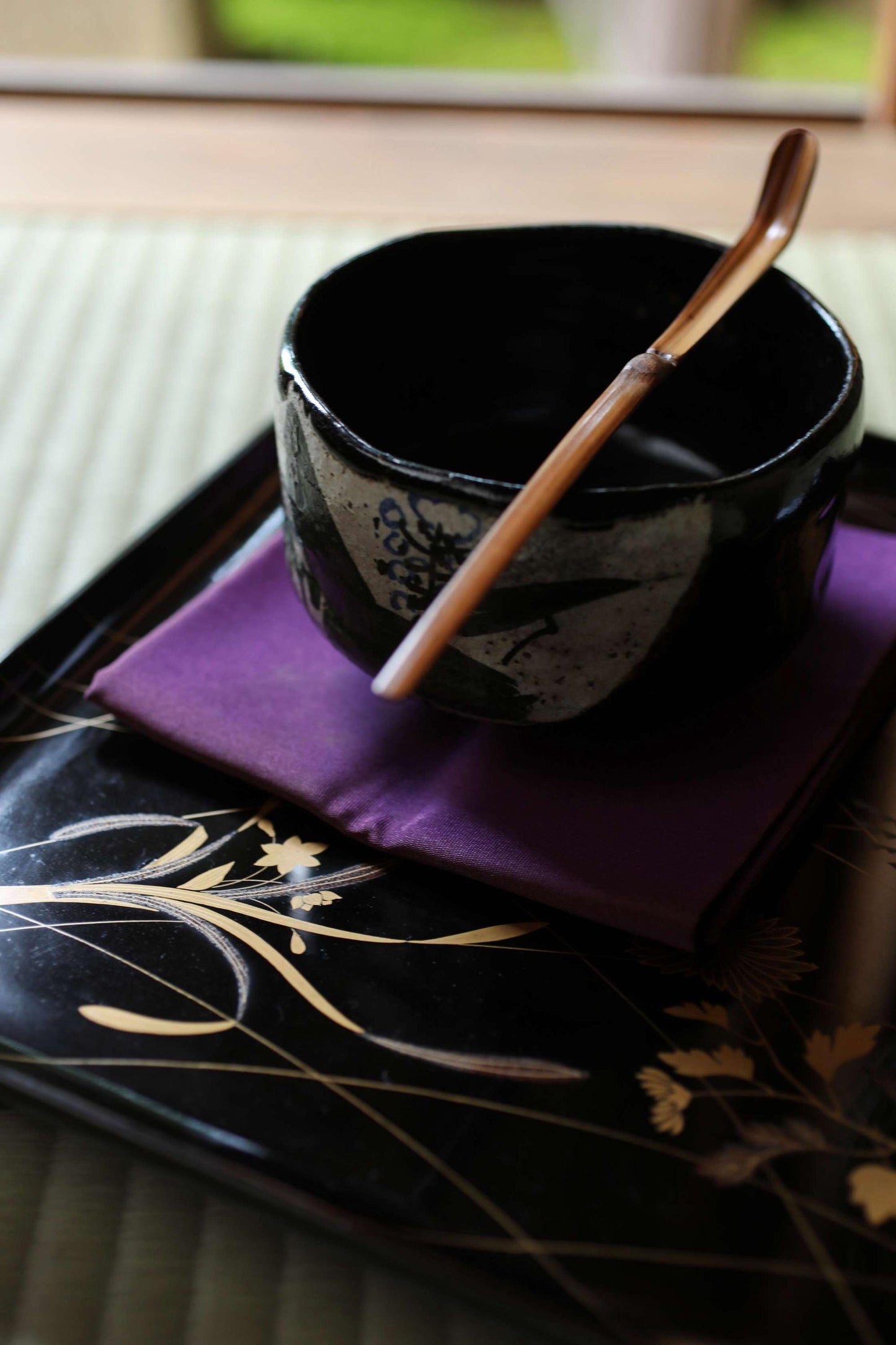 Japanese antique Urushi Lacquer wood tray with MAKIE beautiful gold flower leaves, Ozen/Obon/ with low legs Japanese furniture 10.6in/26.8cm