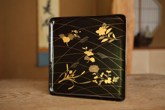 Japanese antique Urushi Lacquer wood tray with MAKIE beautiful gold flower leaves, Ozen/Obon/ with low legs Japanese furniture 10.6in/26.8cm