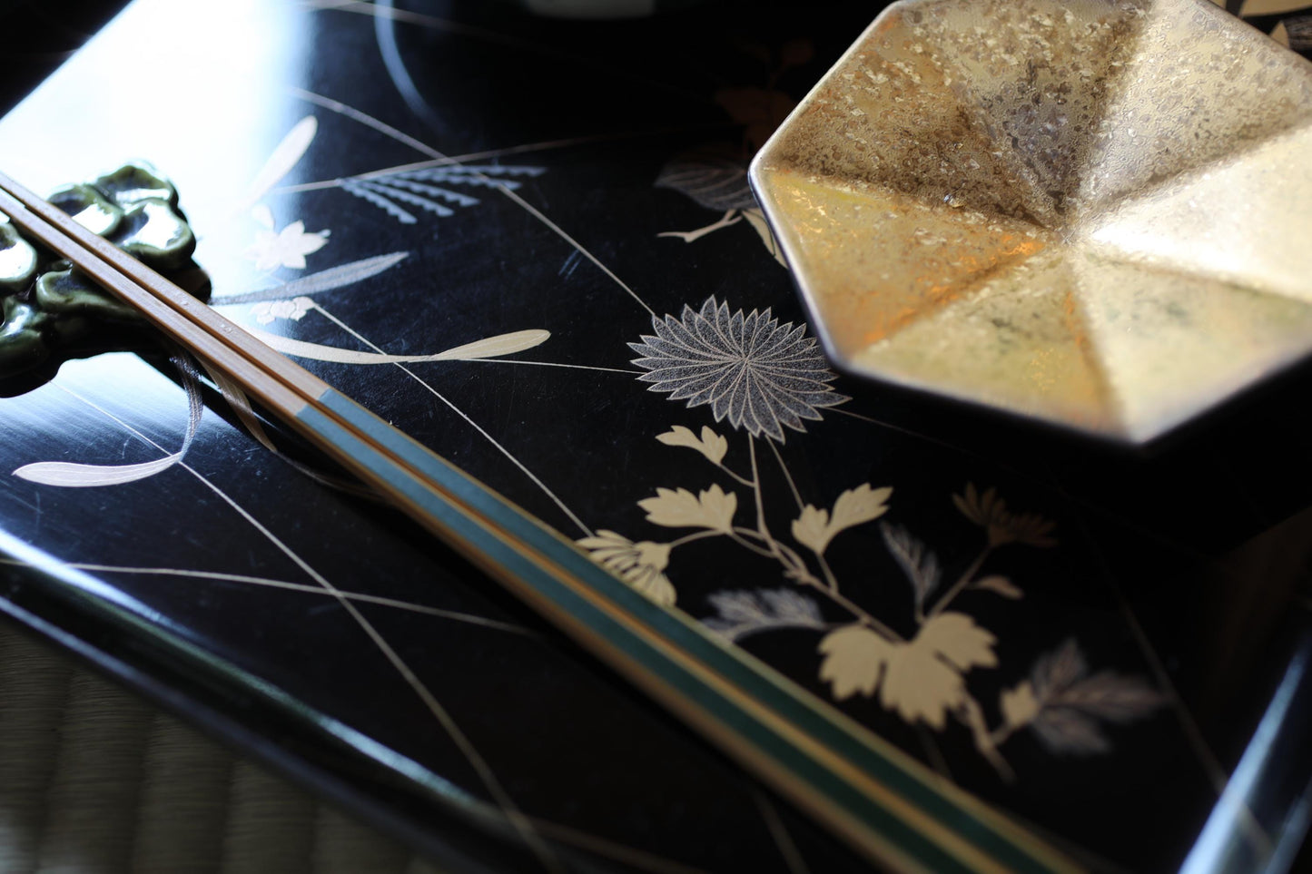 Japanese antique Urushi Lacquer wood tray with MAKIE beautiful gold flower leaves, Ozen/Obon/ with low legs Japanese furniture 10.6in/26.8cm