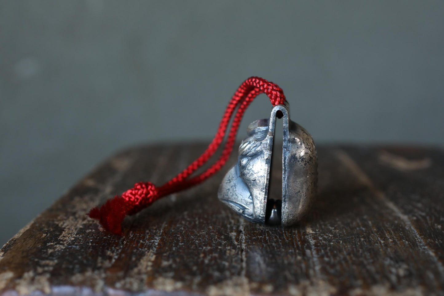 Japanese vintage small bronze bell crow TENGU amulet Japanese with Kanji mark Paper weight metal ornament doll 1950s H1.5in/H3.8cm