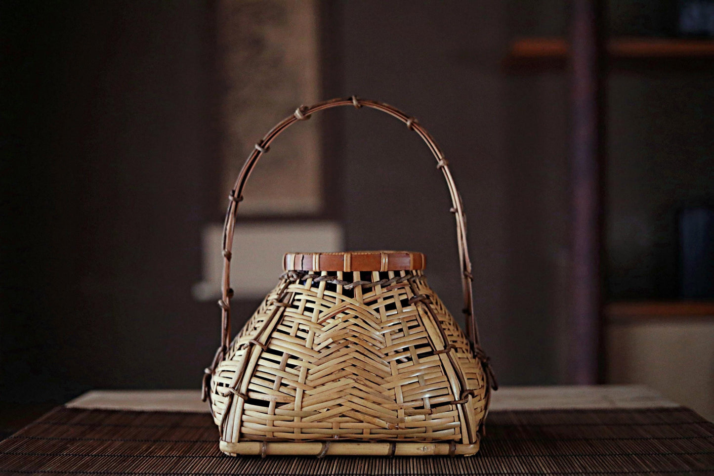 Japanese antique bamboo woven basket with Kanji signature, hand craft For IKEBANA Tea ceremony, Hana-kago 1950s H12.8×9.8in/H32.5×25cm
