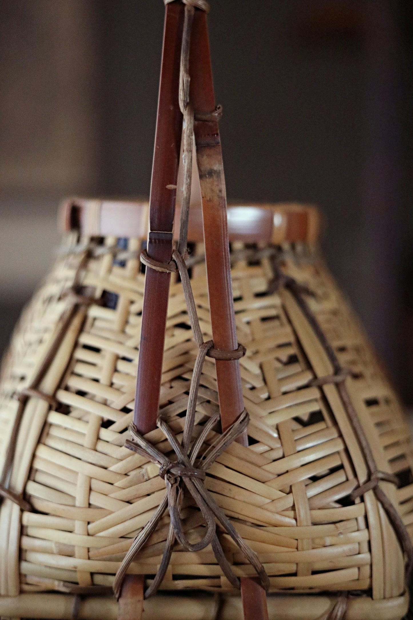 Japanese antique bamboo woven basket with Kanji signature, hand craft For IKEBANA Tea ceremony, Hana-kago 1950s H12.8×9.8in/H32.5×25cm