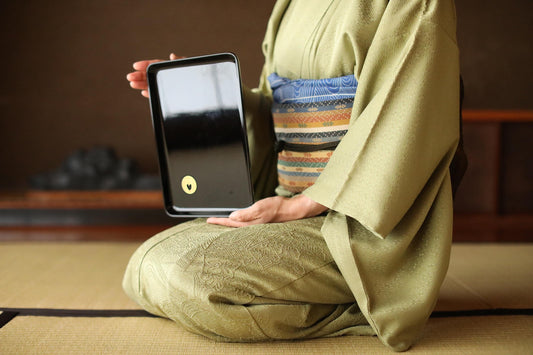 Japanese URUSHI lacquer square tray OBON black gold wisteria flower Family crest wooden tableware Tea ceremony Makie 10.6×7.4in/27×18.9cm