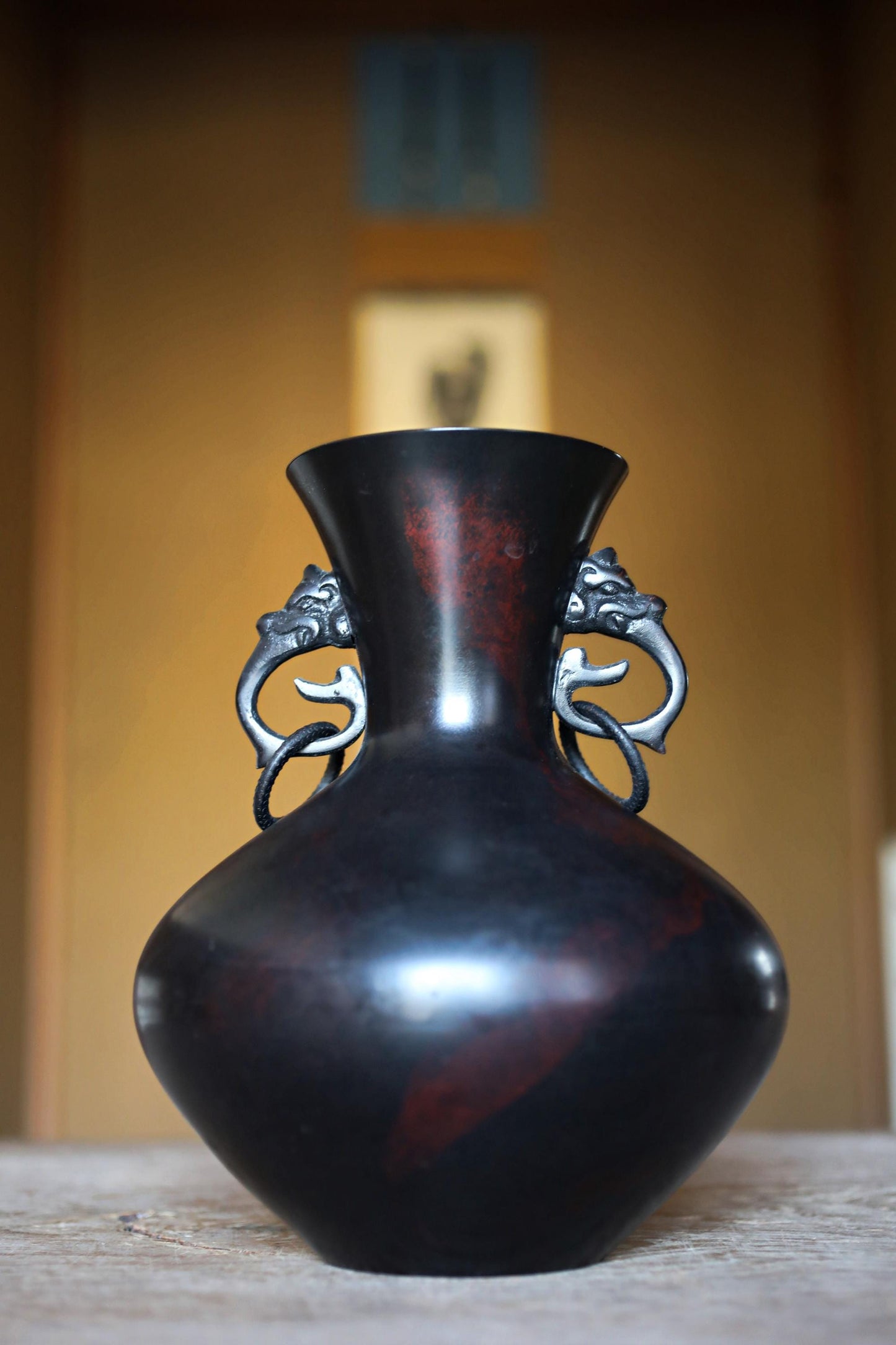 FINE! Japanese vintage 1960s Bronze flower vase black, Slightly red marble with beautiful dragons ears with 龍山 sign furniture H9.4in/H24cm
