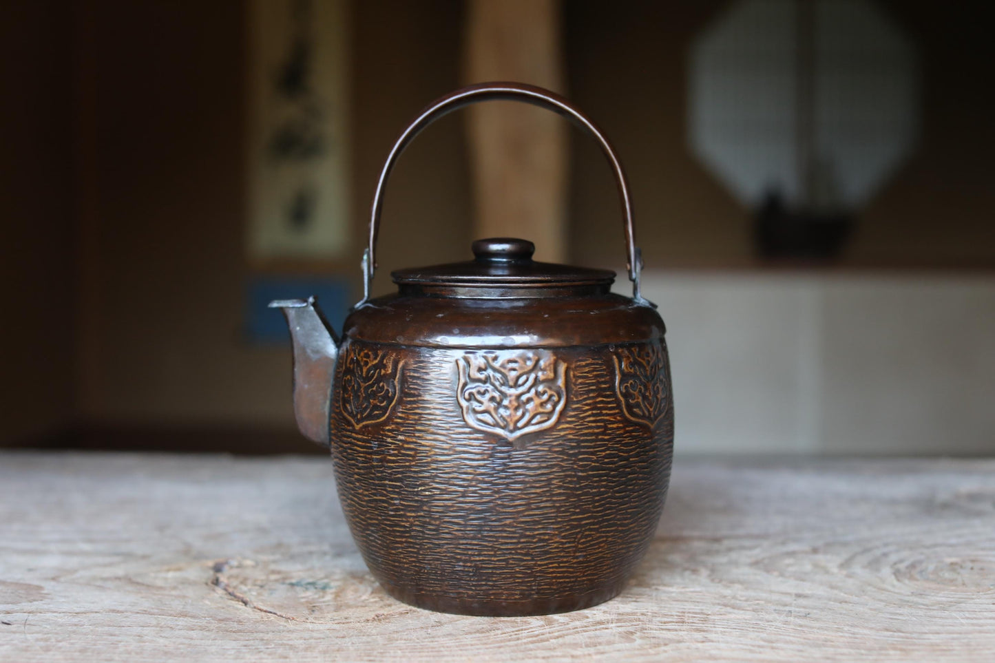 Japanese vintage copper kettle tea pot 1960s with arabesque pattern hand metal craft kitchen ware tableware pot, tea ceremony H9.1in/H23cm