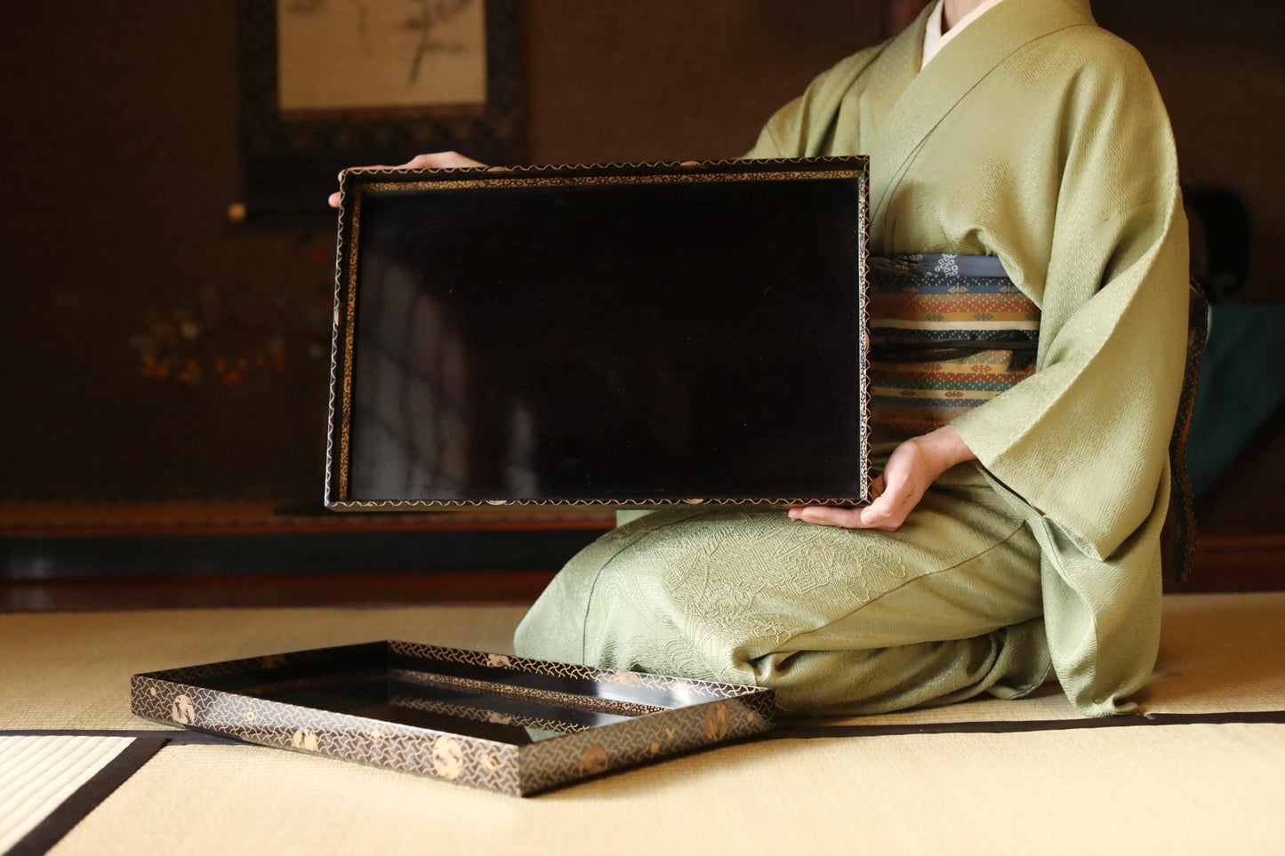 Edo Period Lacquer Trays - Japanese Antique Urushi Lacquerware Large Nesting Serving Set