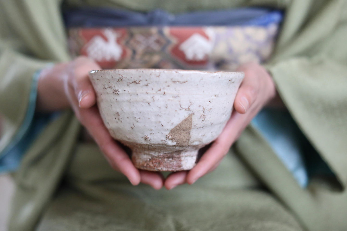 Hagi Yaki Tea Bowl – Vintage Japanese Matcha Cup with Signed Wooden Box