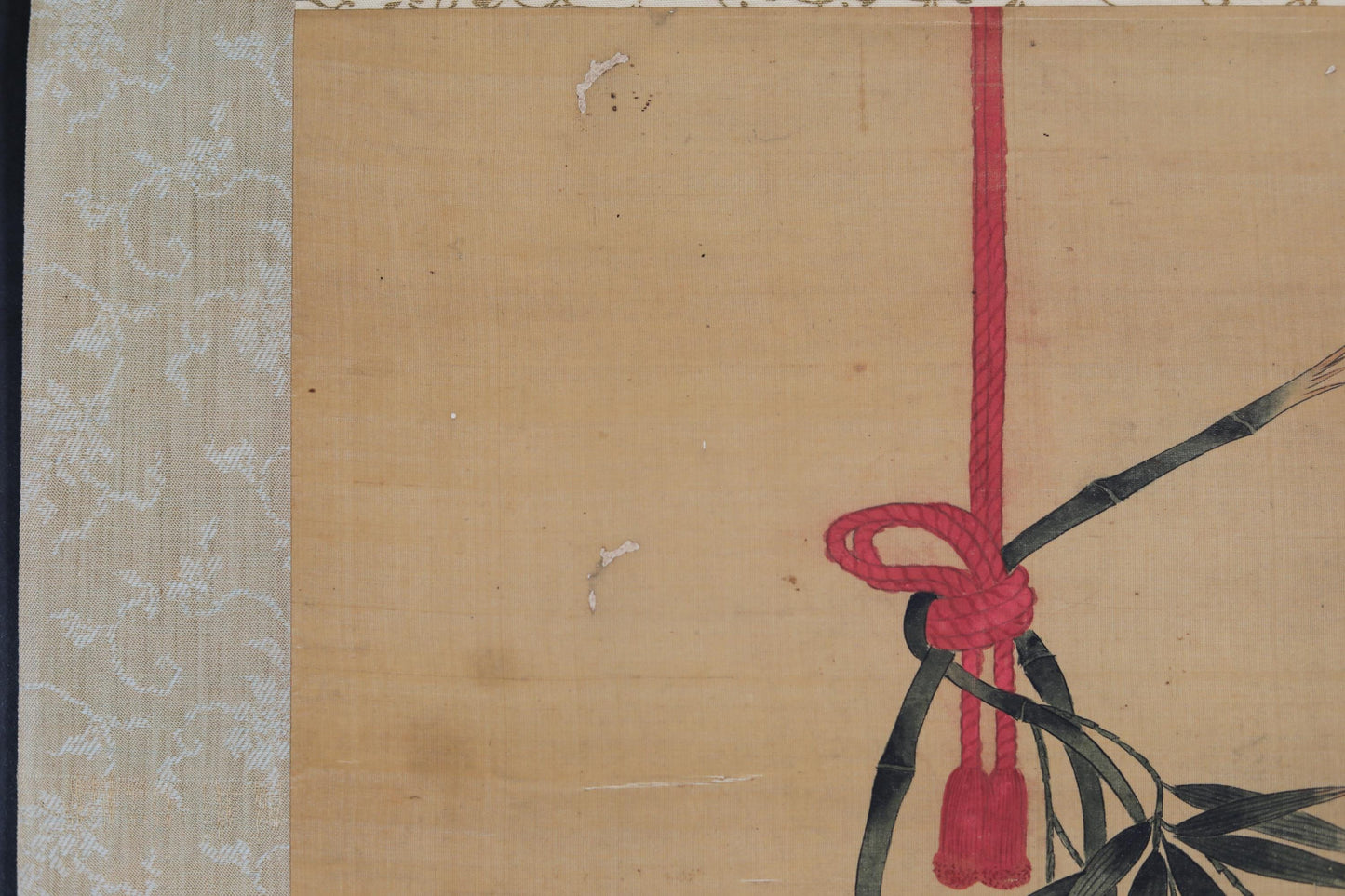 Japanese Antique Scroll - Signed Kakejiku Carp Painting | Edo Period Watercolor Art