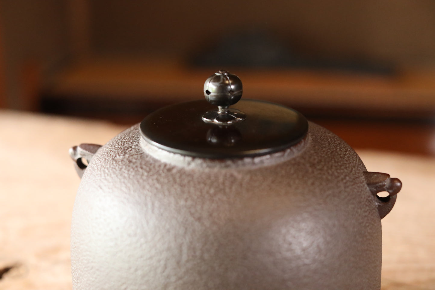 FINE! Japanese vintage cast iron kettle with lid/handle smaller For Tea ceremony by Japanese Living National Treasures Chagama W6.3in/16cm