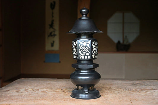 Japanese metal lantern furniture