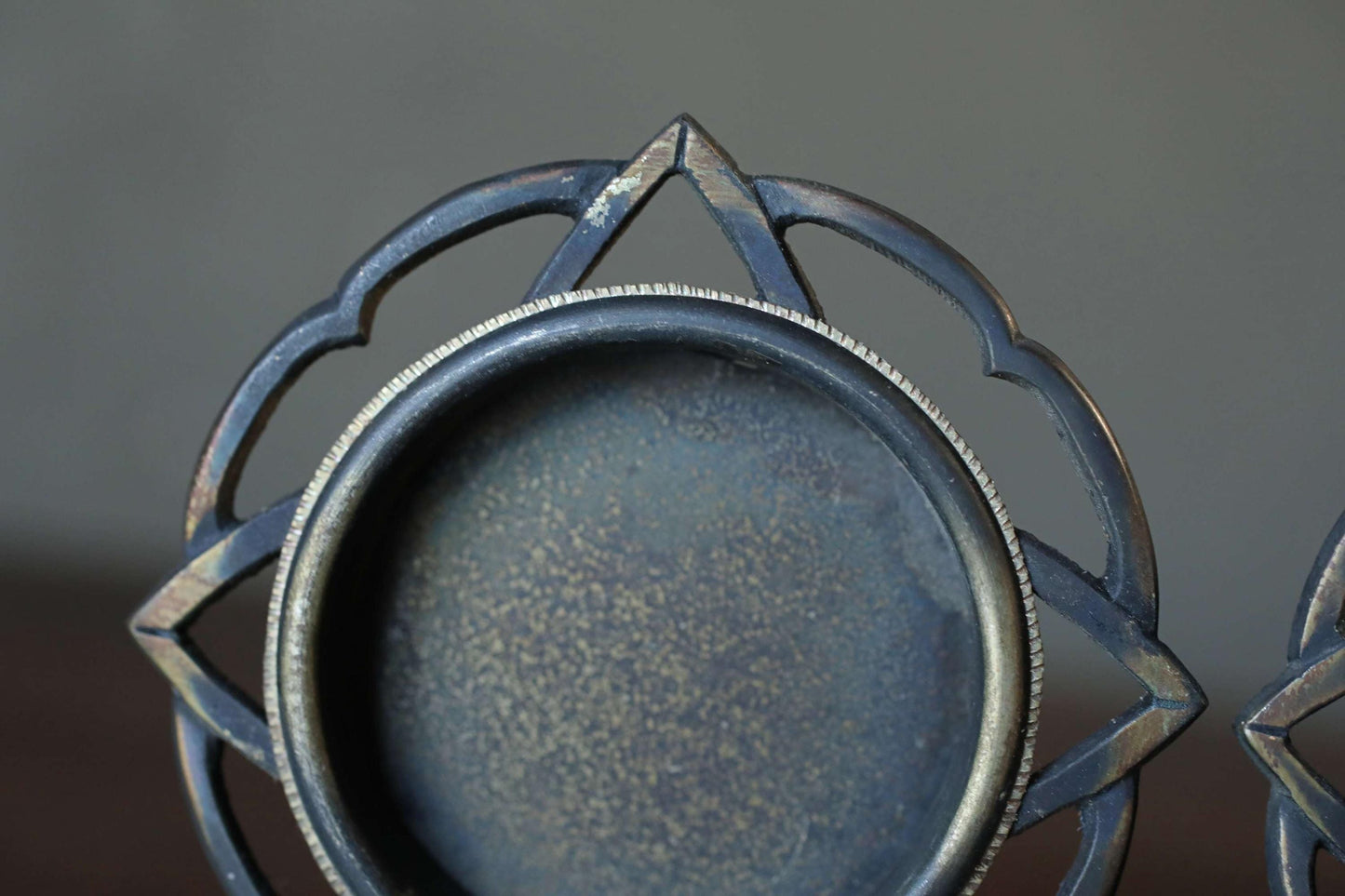 Bronze Fusuma Handles - Japanese Antique Door Pulls with Ginkgo Leaf Motif, Set of 2