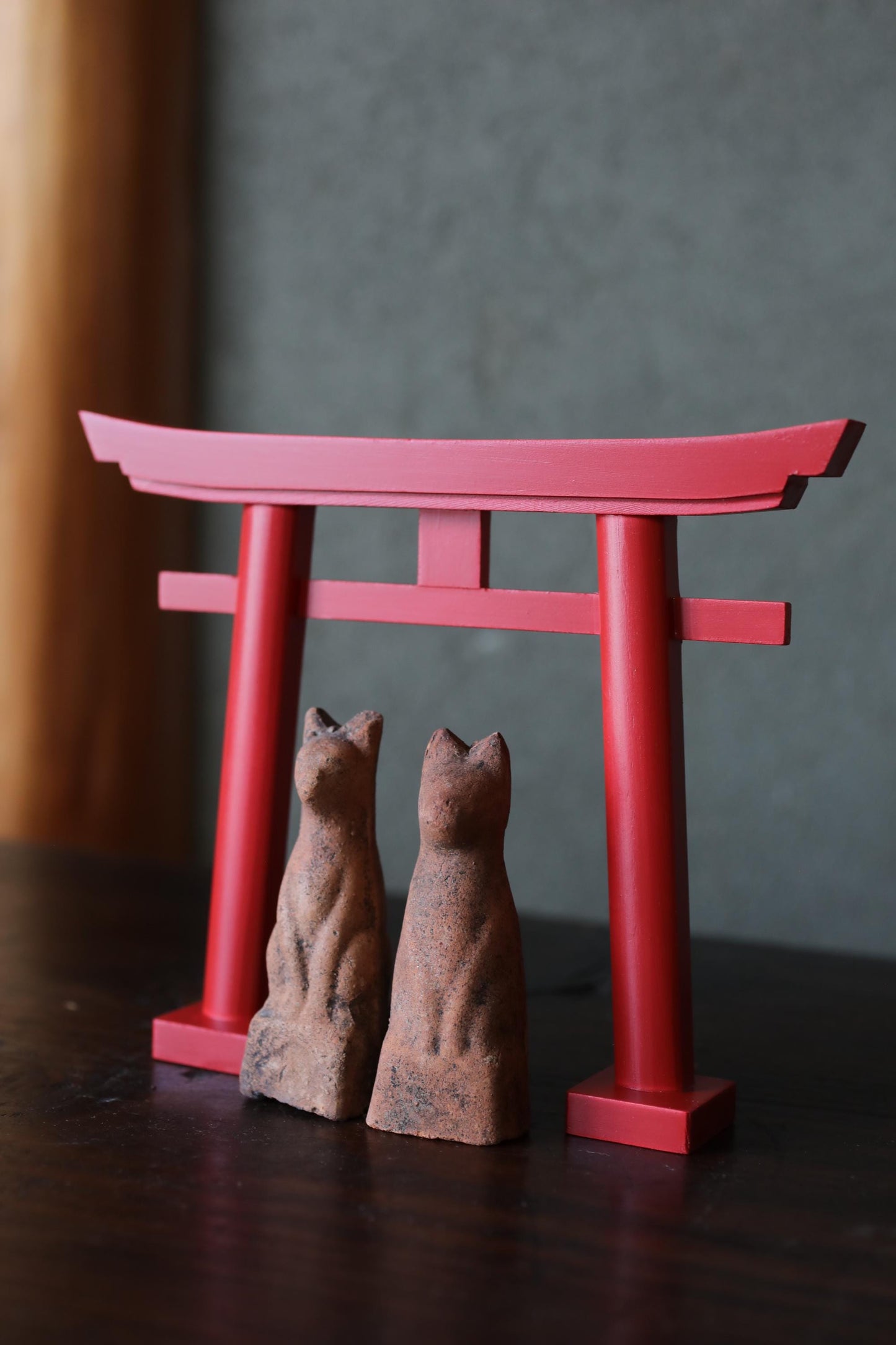 Japanese Antiques KITSUNE Dolls, Imado-yaki Pottery Pair (H3.7in)