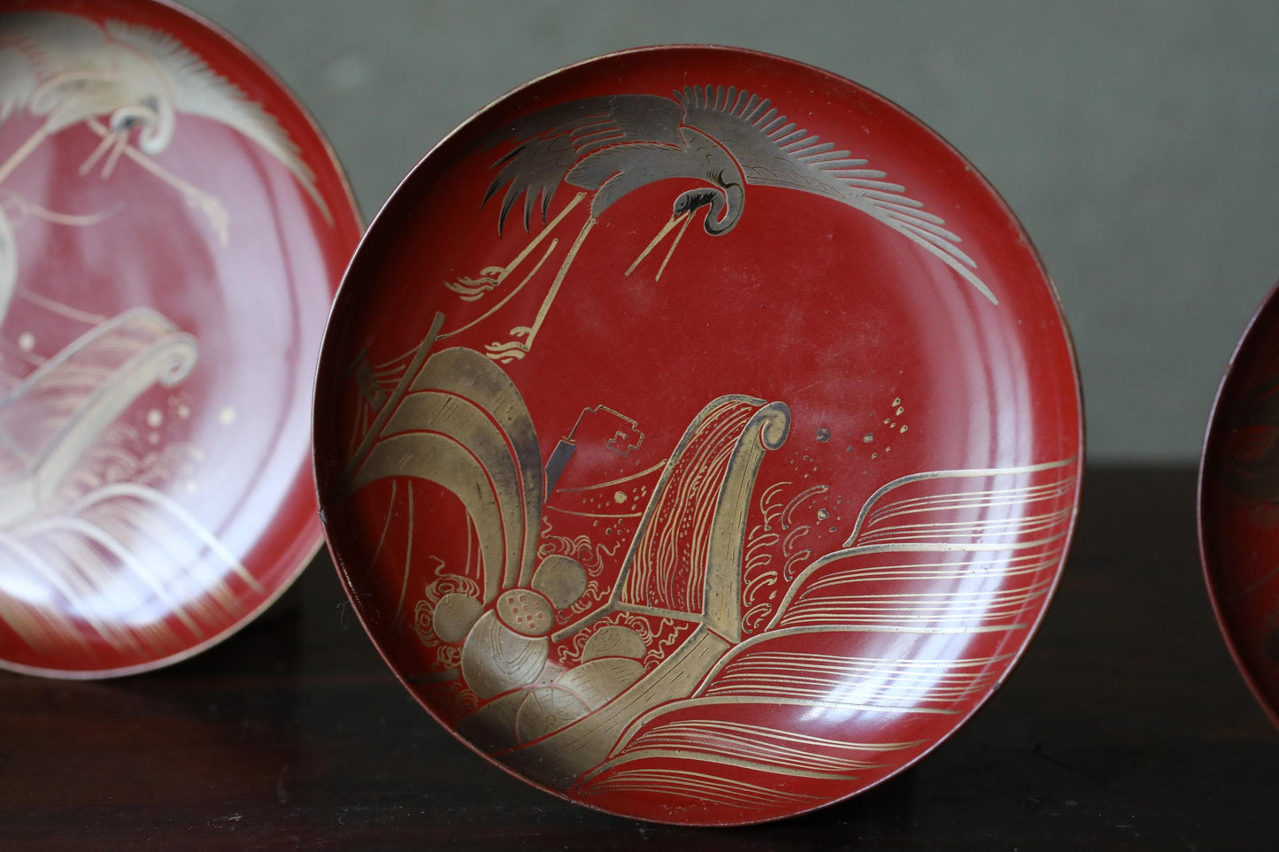 Japanese Lacquer Sake Cups - Antique Red Gold Maki-e Crane Design Set in Gift Box