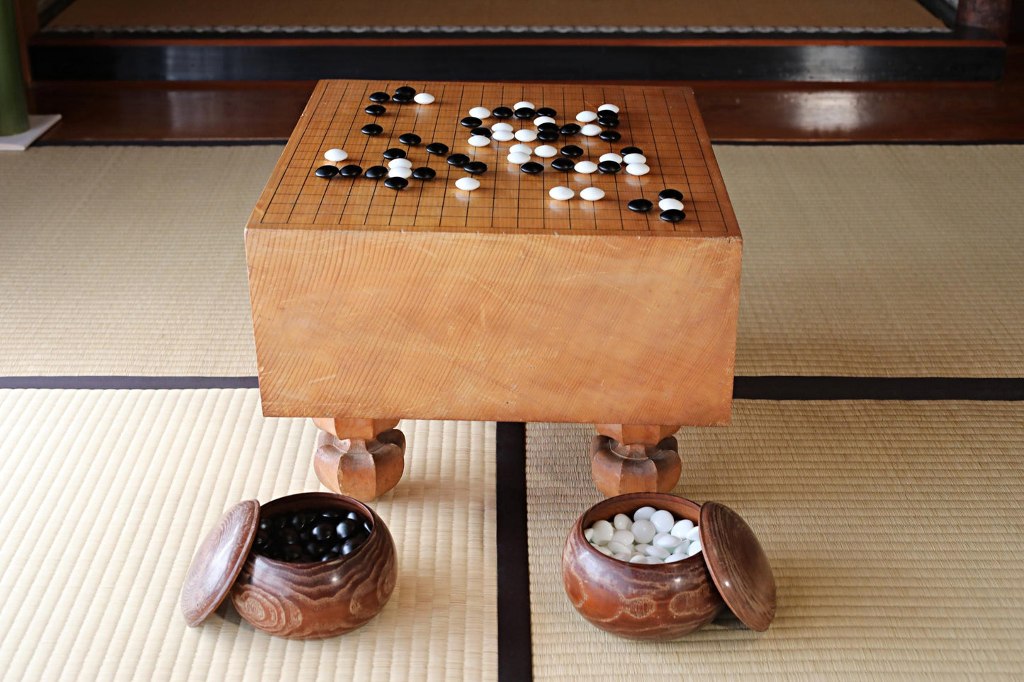 Japanese Go Game Table - Solid Wood Goban with Thick Stone Set & Architectural Board