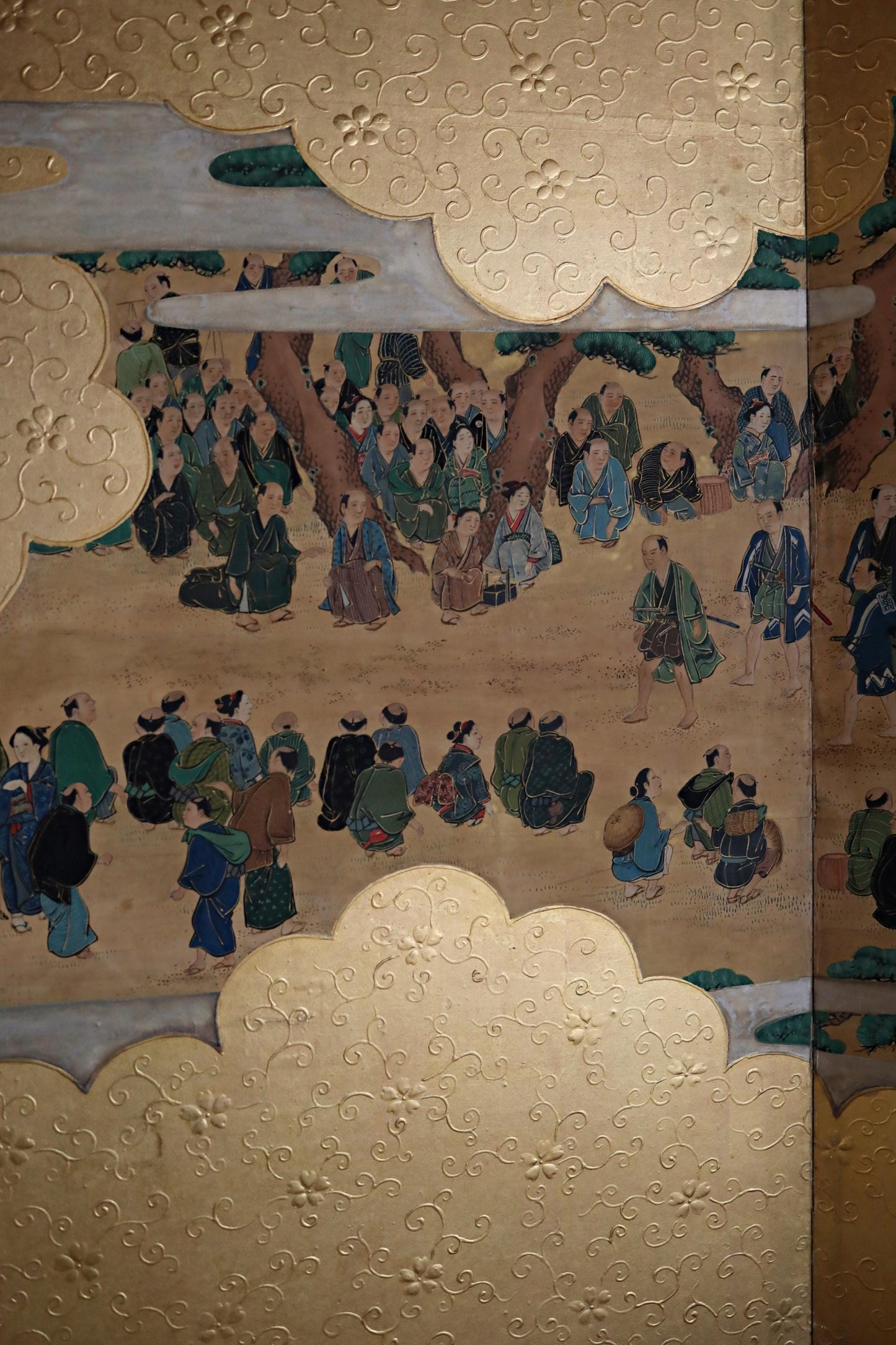 Japanese Antique Folding Screen - 1800s Gold Leaf Byobu with Luxury Cloud Painting