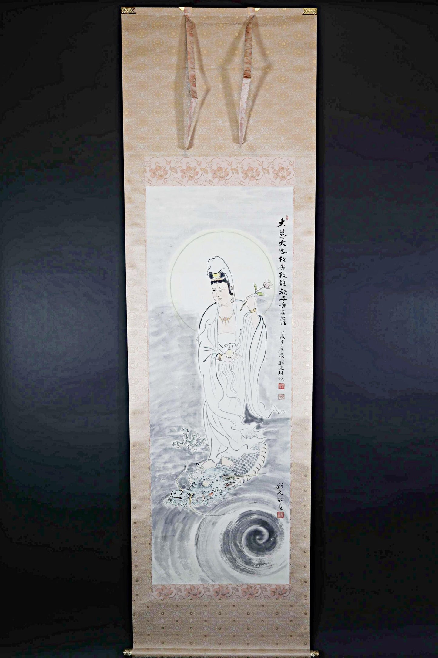 Japanese Kakejiku Scroll – Vintage Silk Painting Kannon Bodhisattva Dragon Zen Artwork