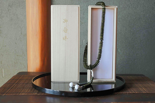 Green Sandalwood Rosary - Authentic Buddhist Prayer Beads With Silk Tassel & Wooden Box Gift