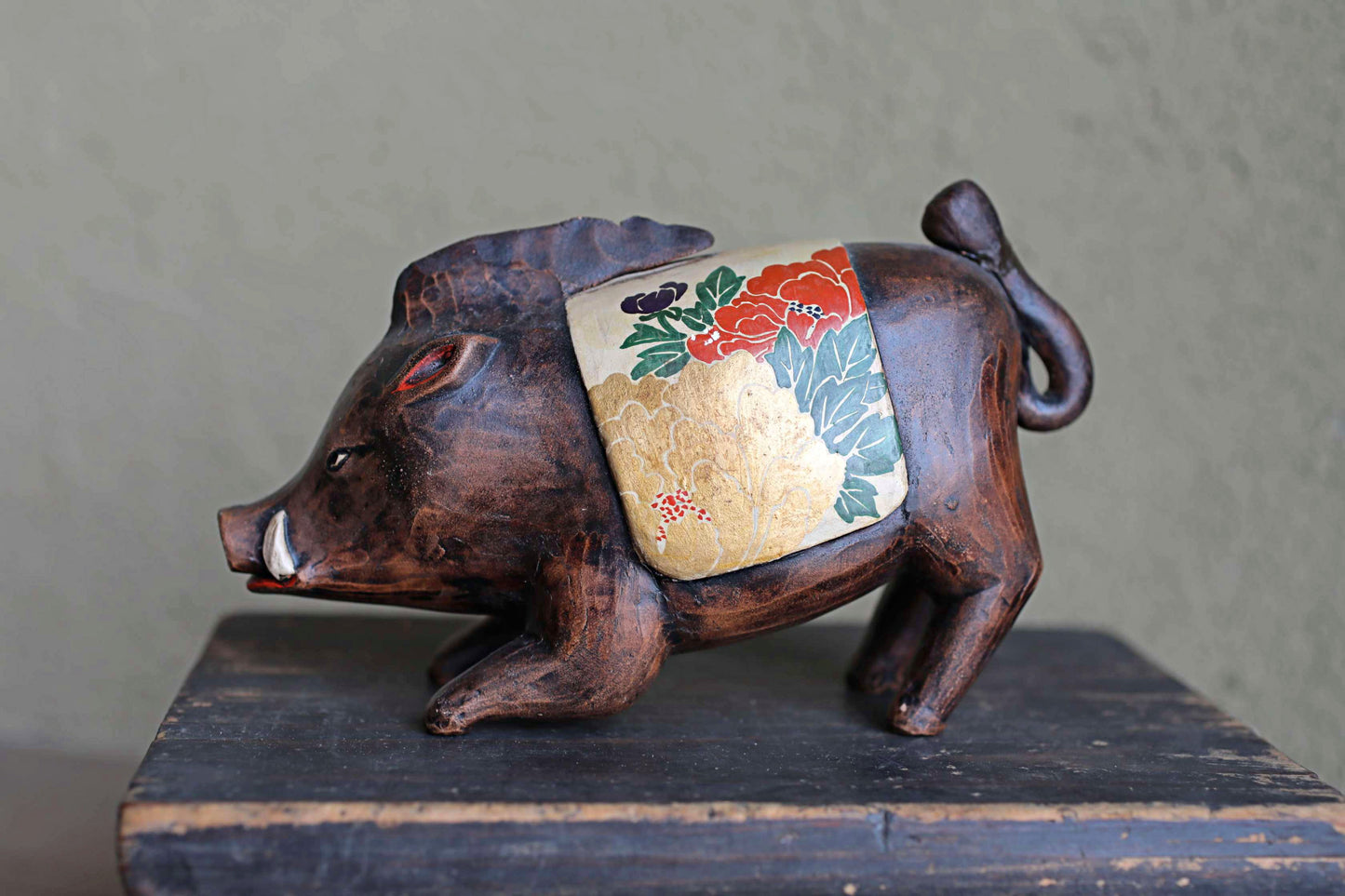 Japanese vintage boar doll made of pottery hand made animal ornament Kanji Signature, Chinese zodiac H3.9×6.1in/10×15.5cm