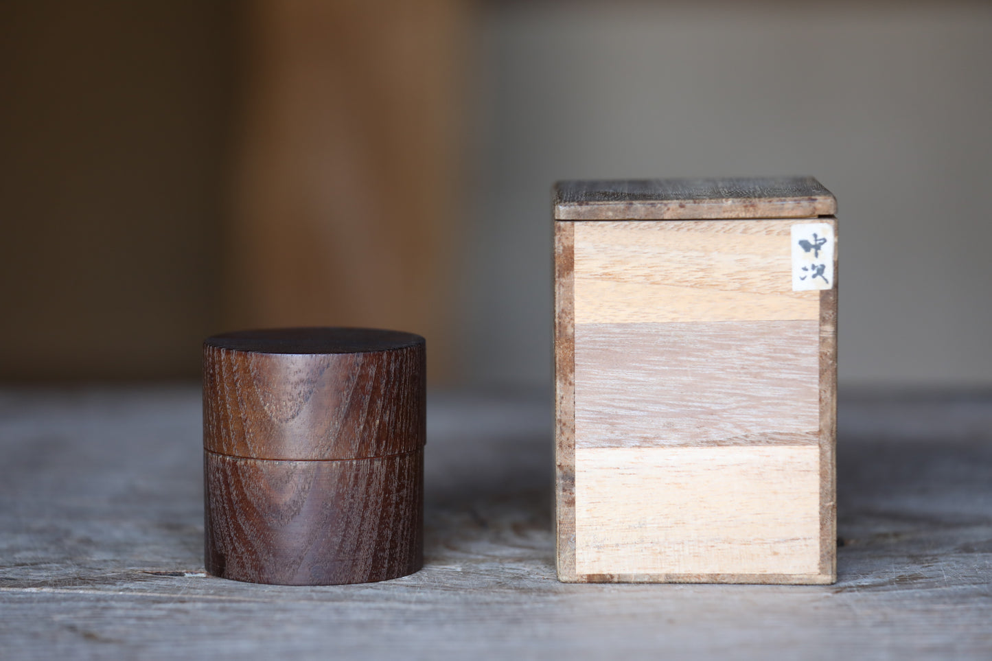 Japanese vintage "matcha" green tea caddy made from a single wood "中次 Nakatsugi" , gold inside, natsume for tea ceremony H2.7xW2.6in