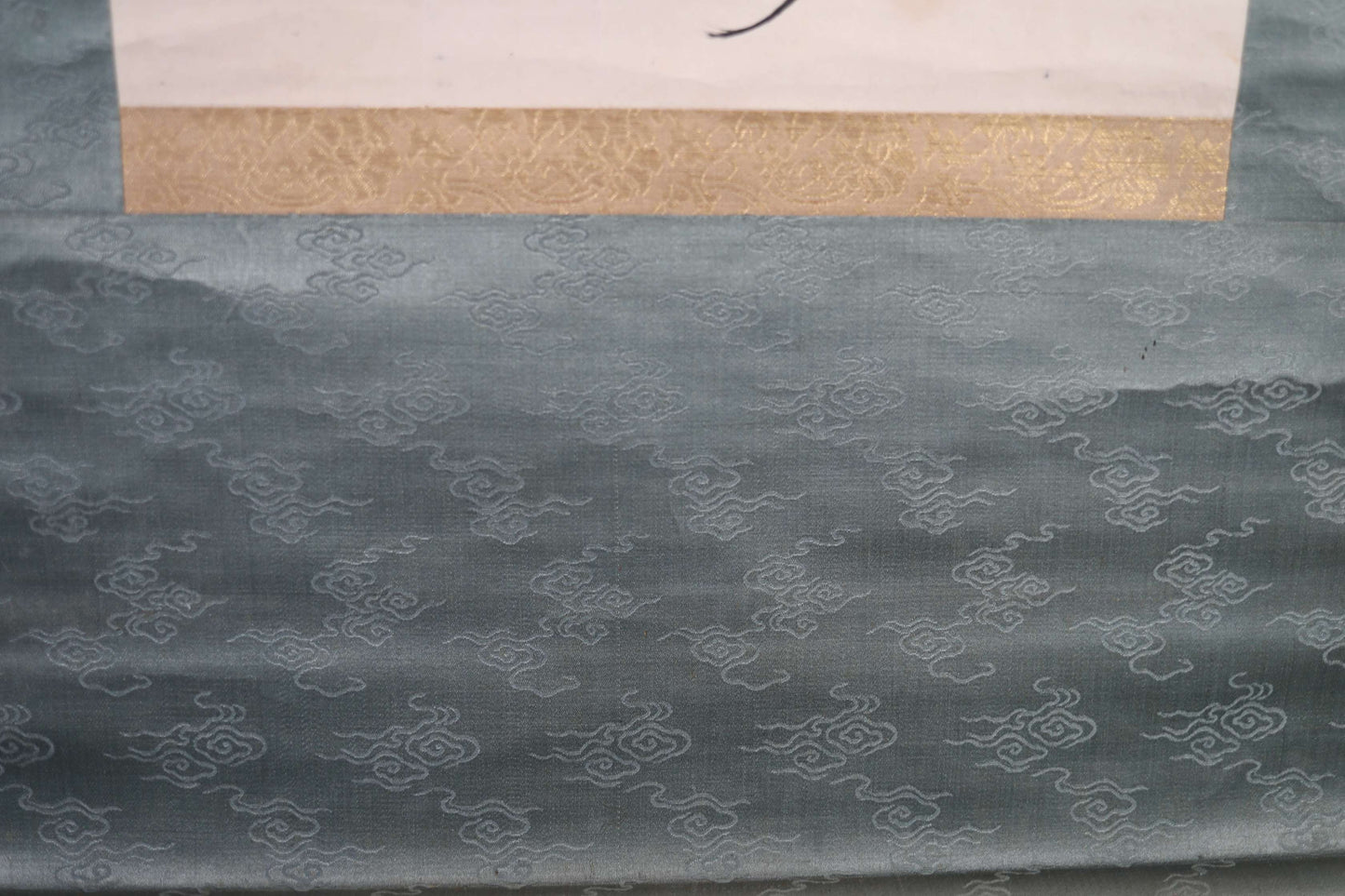 Japanese vintage hanging scroll, Japanese Calligraphy Kanji , Japanese furniture wall hanging, Kakejiku H69.7xW16.5in/H177x42cm