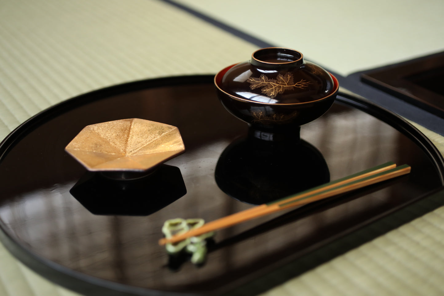 FINE! Japanese antique 1800s Urushi lacquer bowls set of 2, Owan miso cups pine tree design black gold lacquer tableware EDO hand craft