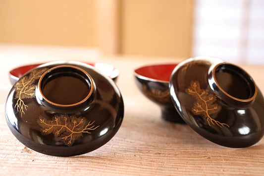 FINE! Japanese antique 1800s Urushi lacquer bowls set of 2, Owan miso cups pine tree design black gold lacquer tableware EDO hand craft