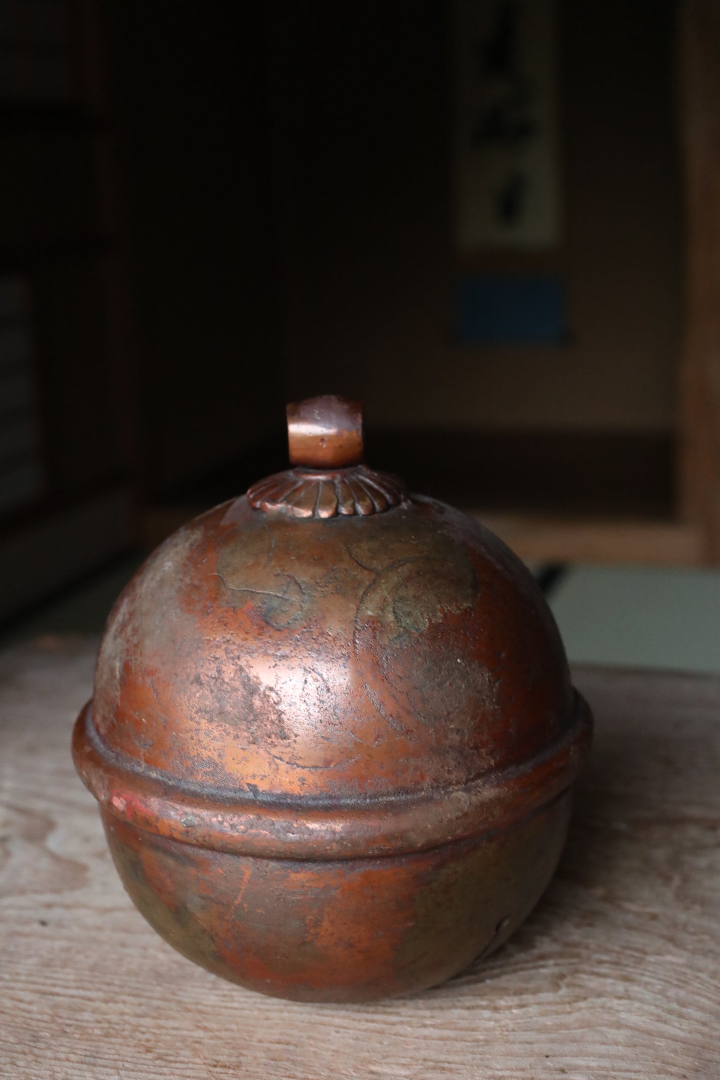 BIG! Japanese antique heavy bronze bell with the Hollyhock Crest, the family emblem of Tokugawa clan, memorial shrine bell, H10.6in/H27cm