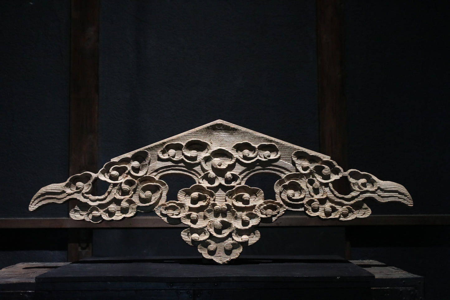 Antique Japanese Wood Carving Gegyo, Temple Water Crest Sculpture EDO