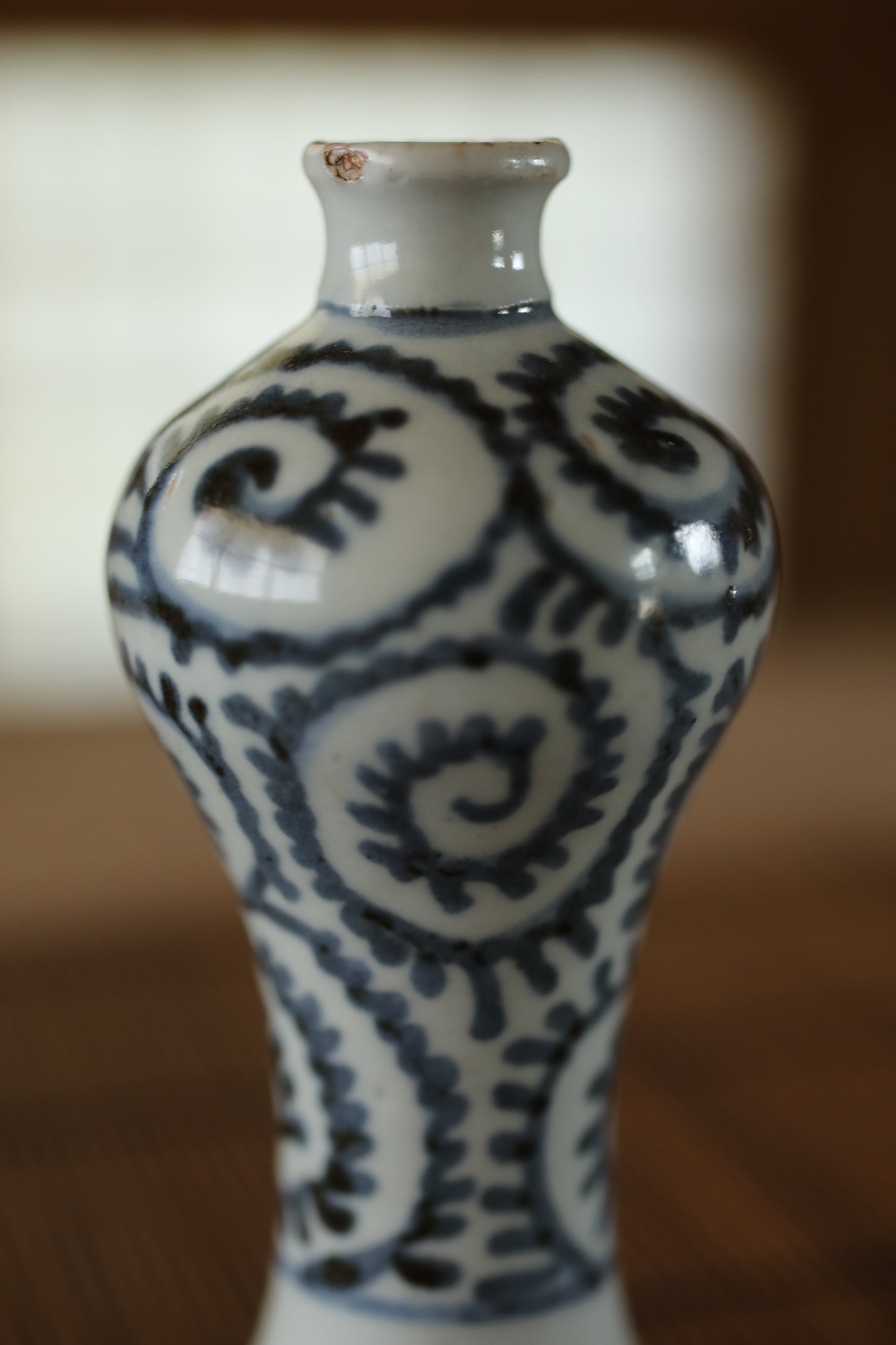 Japanese antique 1800s EDO small vase porcelain SAKE bottle old IMARI with arabesque pattern hand painting Sometsuke H5.1in/H13cm