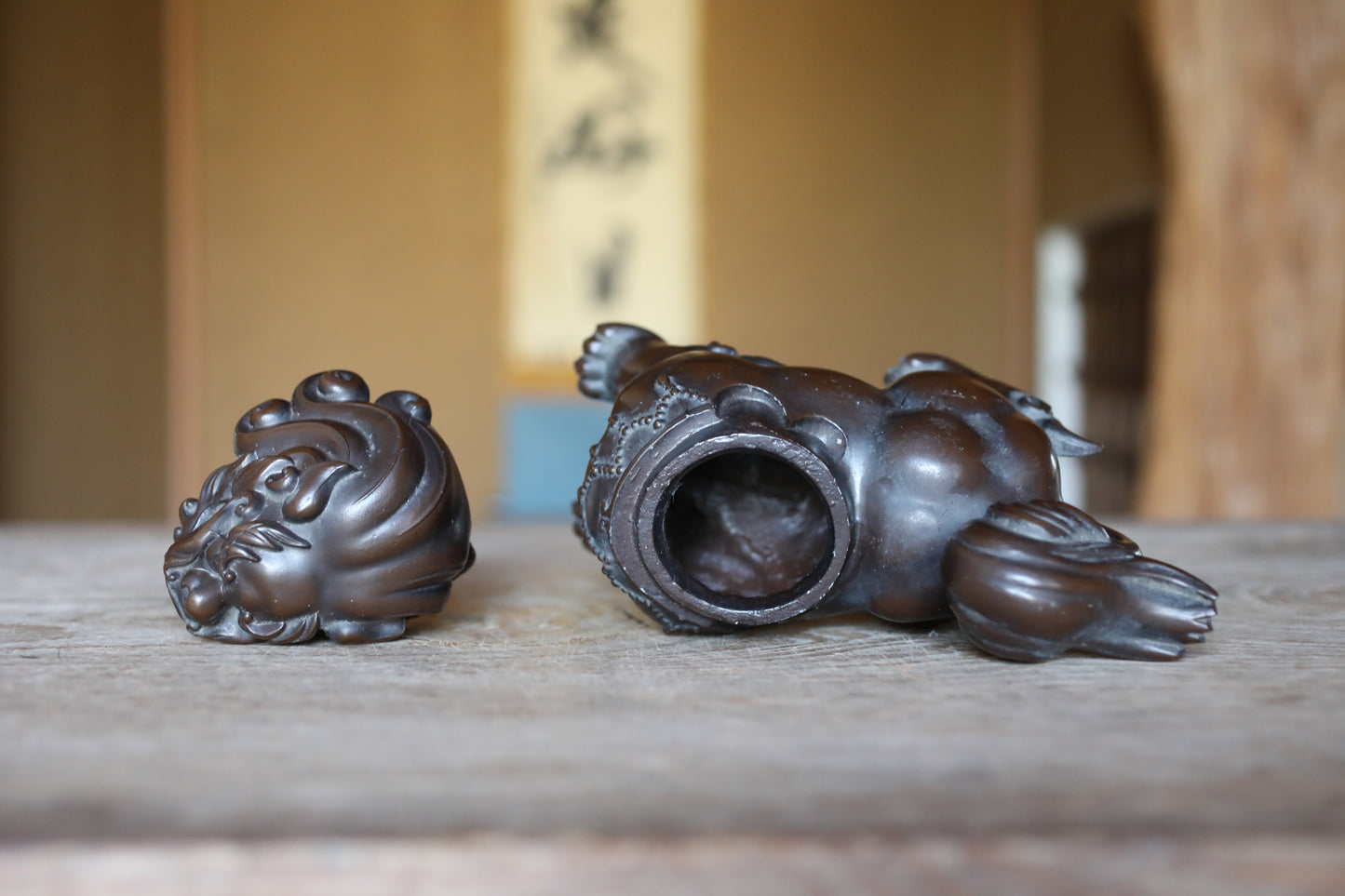 FINE! Japanese vintage Bronze statue censer Koro shishi lion with signed, animal Incense burner 1950s buddhist temple H6.3xW7.5in/H16xW19cm