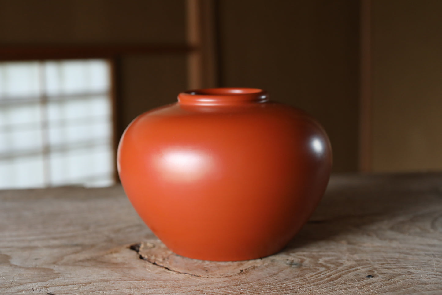 Japanese vintage Tokoname ware vase with a pine tree and hand made kiln craft jar flower vase red clay Kanji signed H5.5×7.9in/H14×20cm