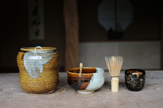 Set of Japanese Matcha for Tea ceremony, Tea bowl, Whisk, Tea canister, Teaspoon, Water jar, Matcha starter kit, H3.7×W5.3in