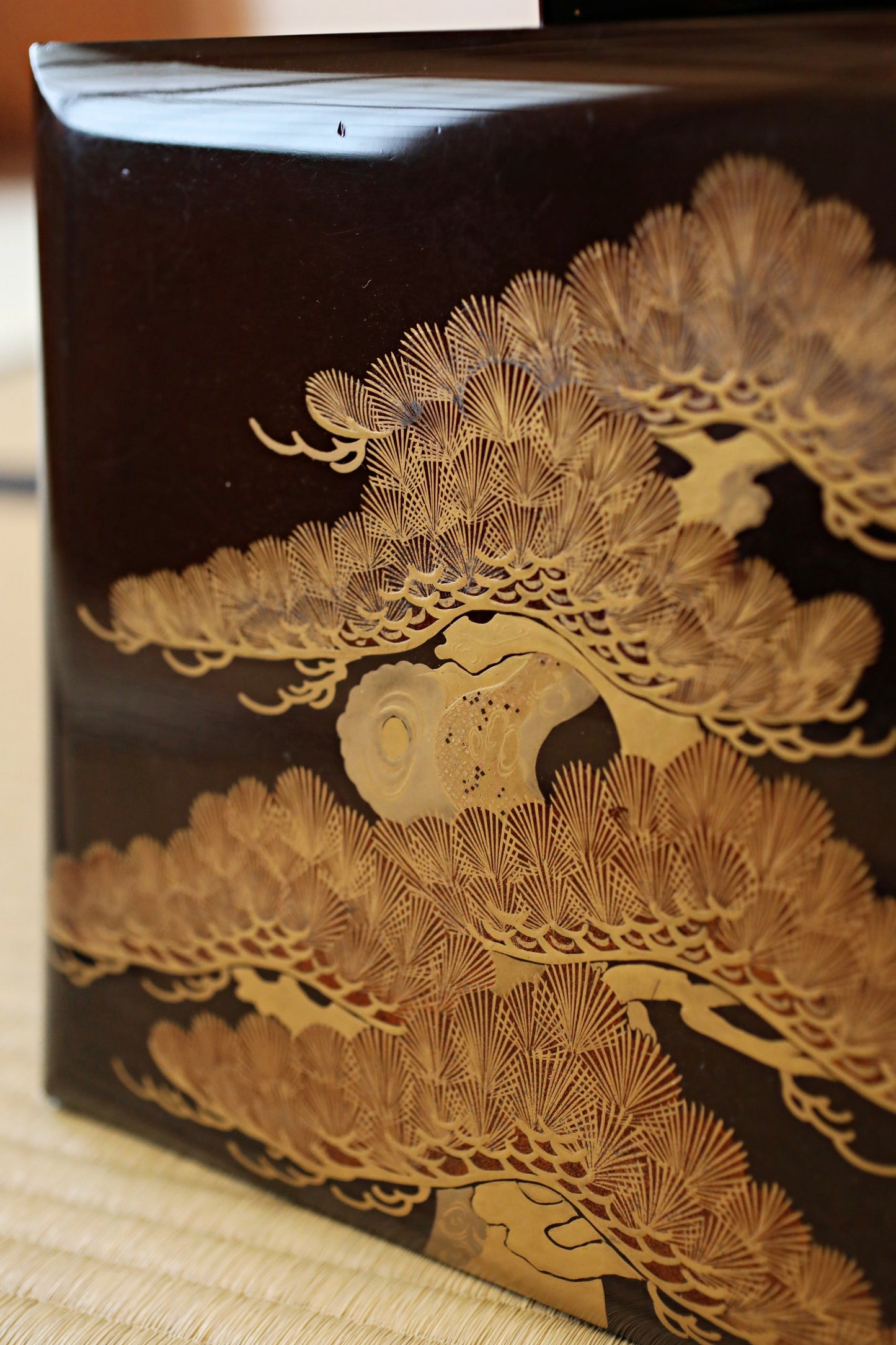 Antique Japanese Lacquer Jubako Box: Edo Pine Tree Makie, 4-Tiered