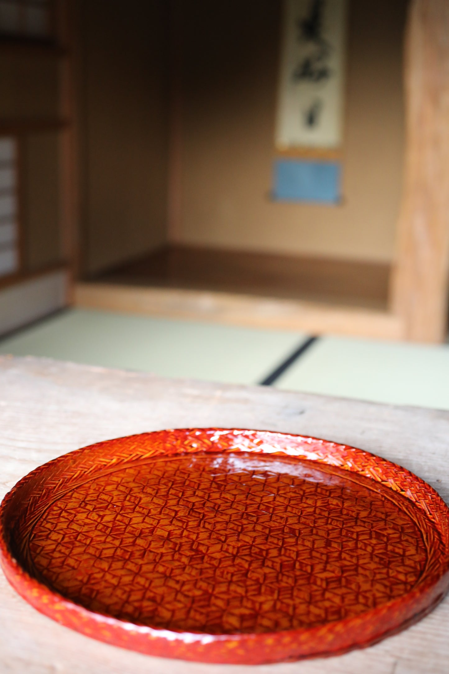 Japanese vintage beautiful round bamboo woven lacquered tray for Tea ceremony, Japanese traditional handcraft  H1.1xW14.3in/H2.7xW36.2cm