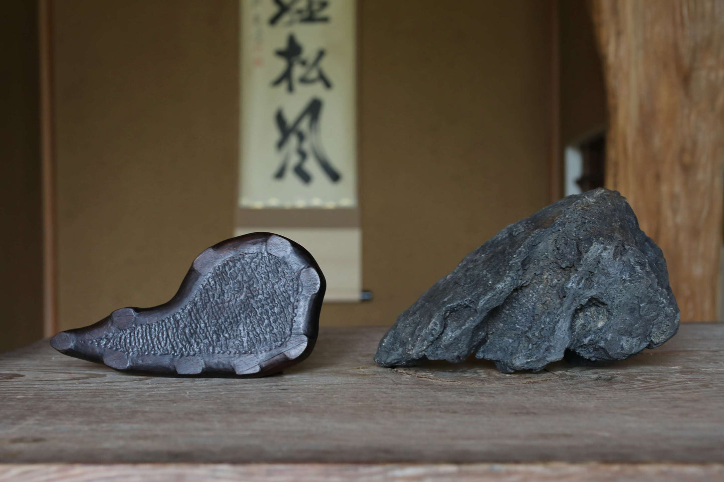 Japanese old "SUISEKI" scholars stone, indoor viewing stone, Saji-gawa stone, with a hand carved pedestal Power stone H5.9 x W8.7in